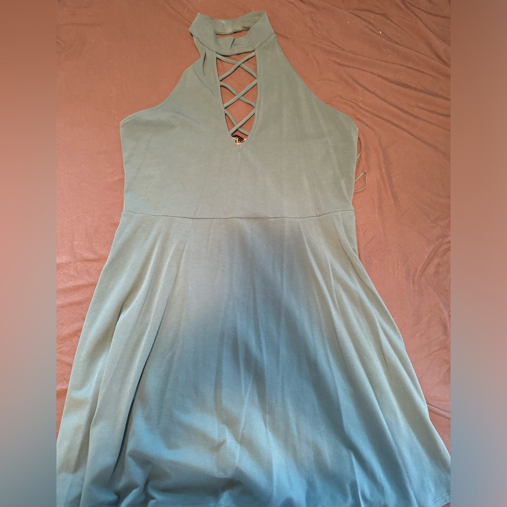 NWOT Express halter dress with crisscross detail sz l